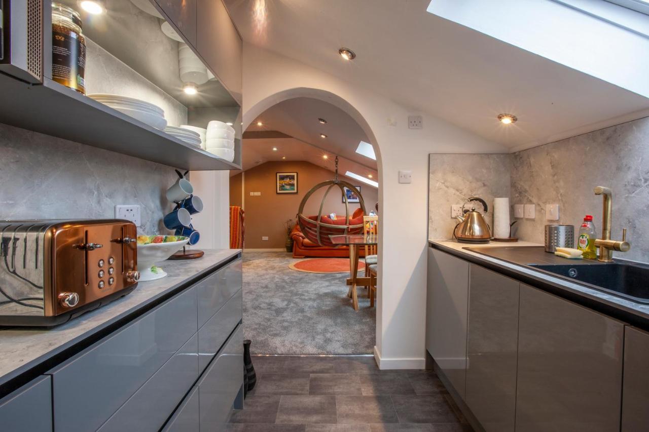 Premium 2Nd Floor 2 Bed Apt Sleeps 4 Adults In Oban Town Exteriér fotografie