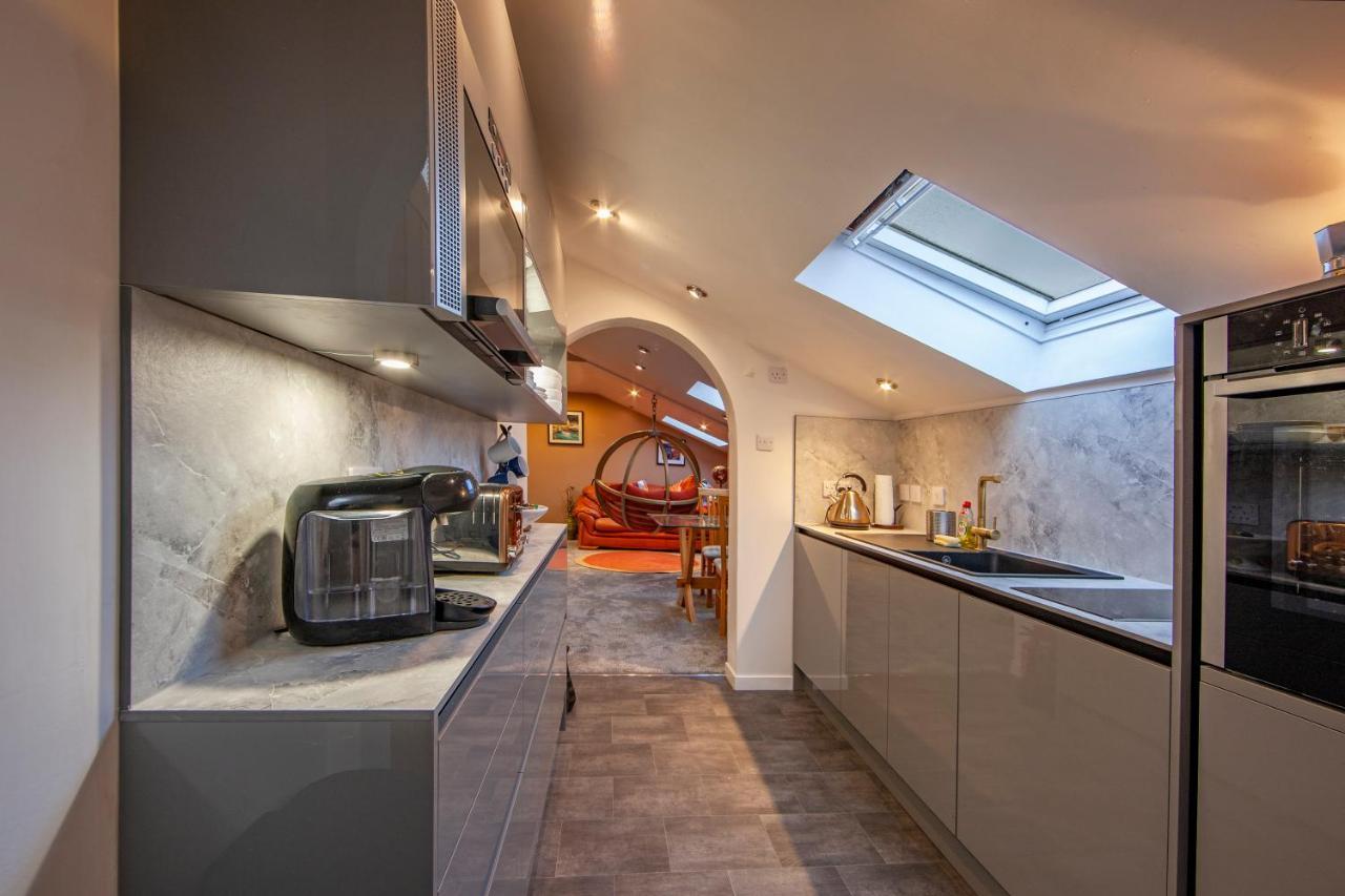 Premium 2Nd Floor 2 Bed Apt Sleeps 4 Adults In Oban Town Exteriér fotografie