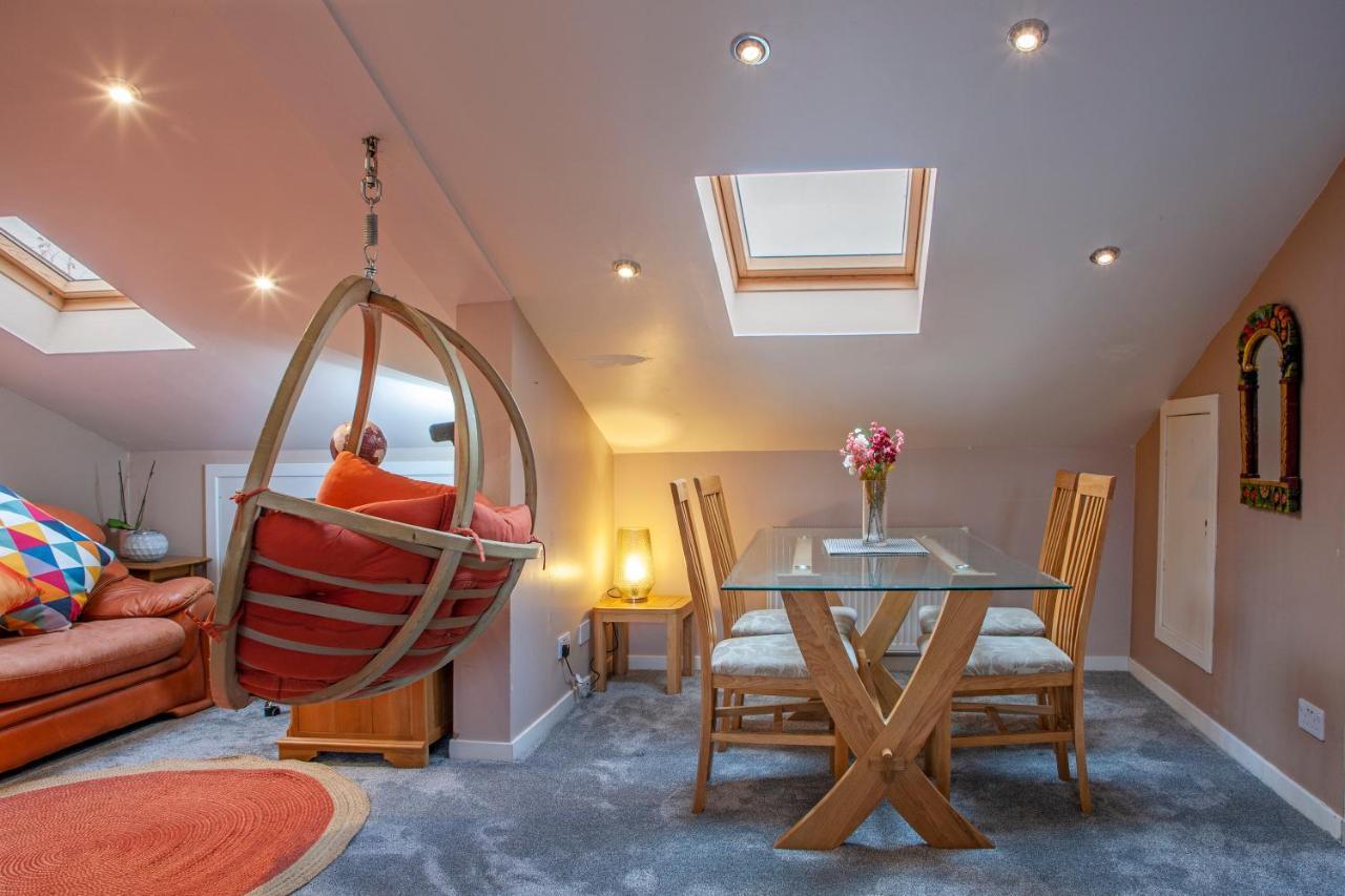 Premium 2Nd Floor 2 Bed Apt Sleeps 4 Adults In Oban Town Exteriér fotografie