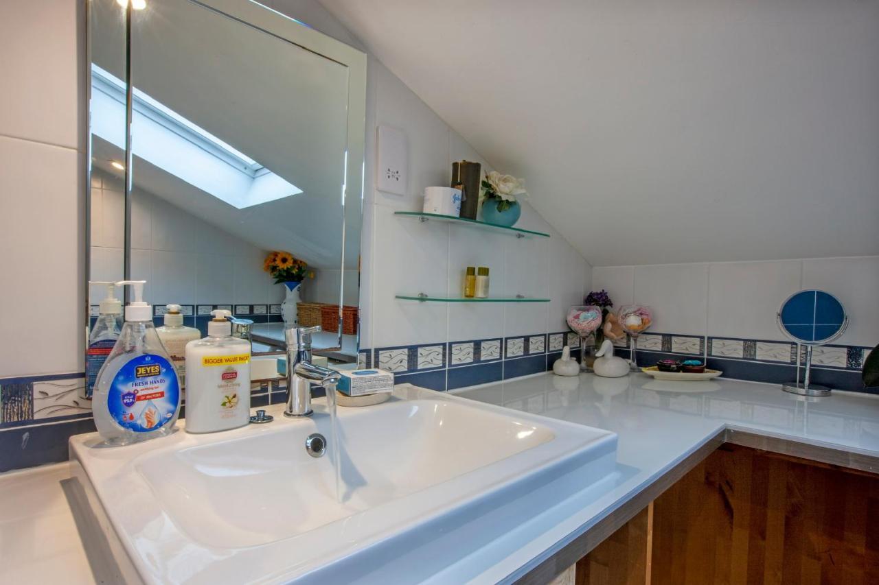 Premium 2Nd Floor 2 Bed Apt Sleeps 4 Adults In Oban Town Exteriér fotografie